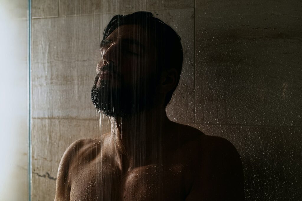 Quick question: How can hotels cut water use with eco-feedback?