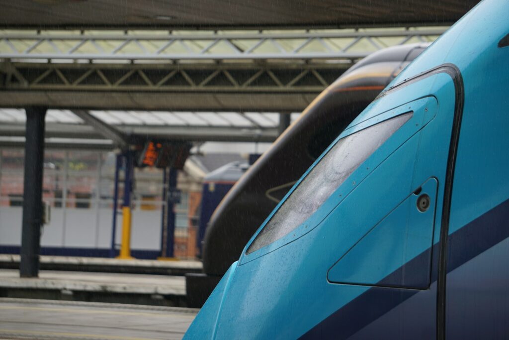 Definitely not HS2: new Manchester-Birmingham rail route proposed, again