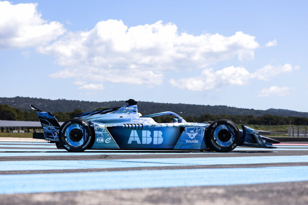 Electric dreams accelerate as Formula E premieres GEN4 car