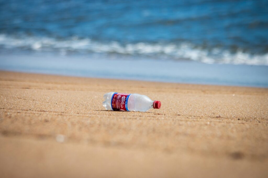 All wrapped up: Food and drink litter dominates coastline pollution