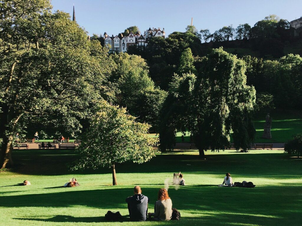 Parkland cuts pollution up to 300 metres from gates