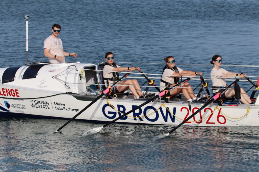 Rowers launch 2,000-mile mission to map ocean health