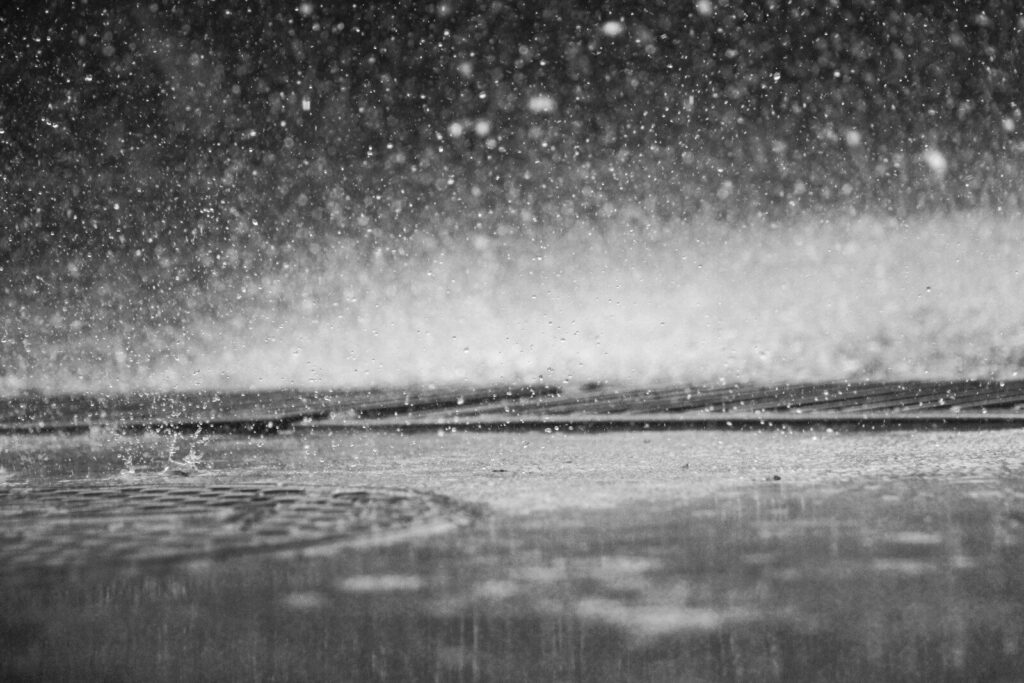 Thames Water leak knocks out supply to 15,000 homes, closes schools